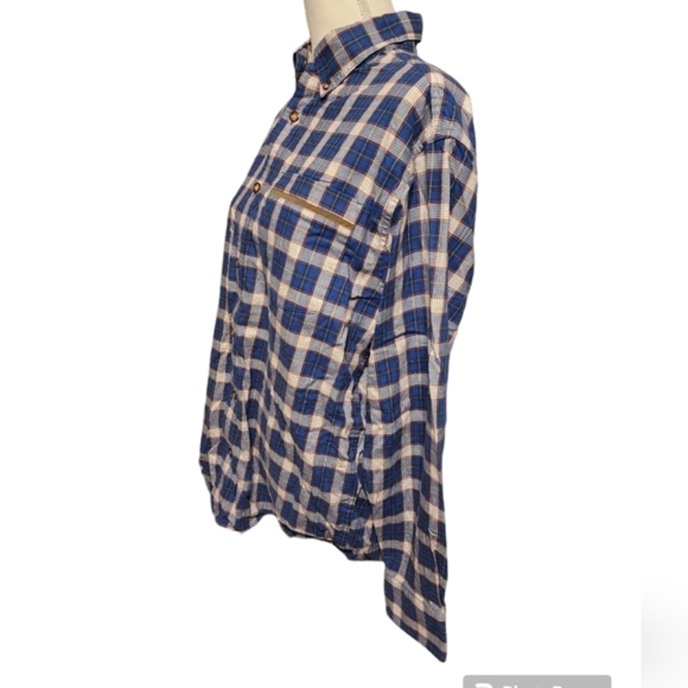 Cablea plaid button up - Picture 2 of 5